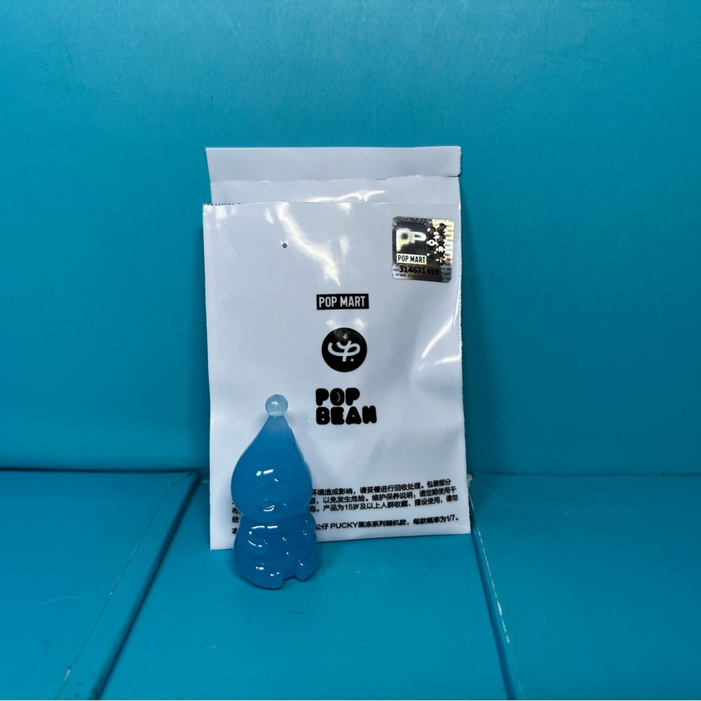 Pop Mart - Pop Bean Mini Pucky Jelly Blue Figure